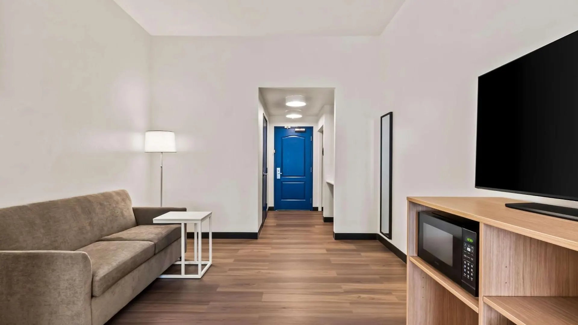 *** Hotel Spark By Hilton Phoenix East Mesa USA