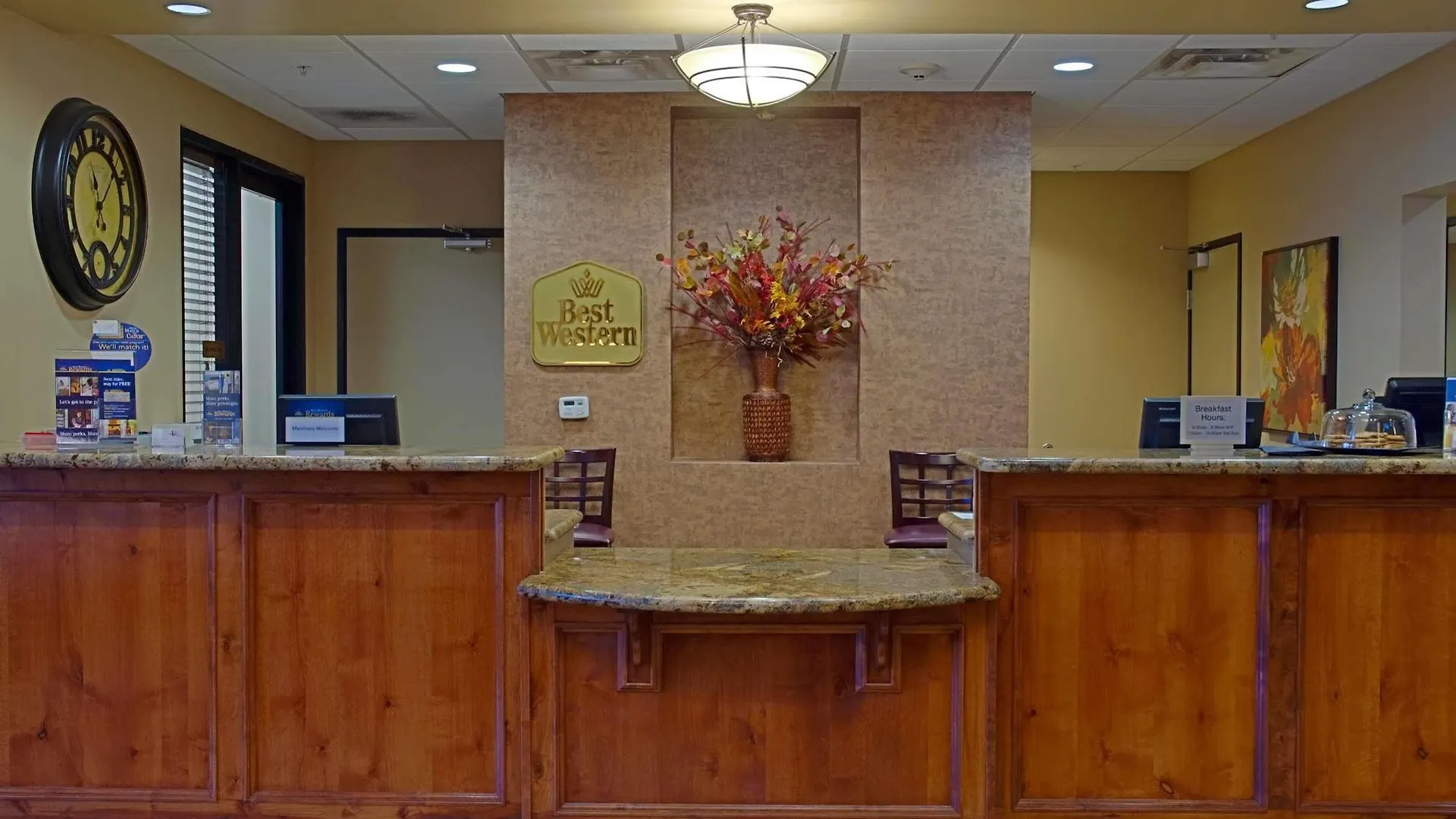 Spark By Hilton Phoenix East Mesa Hotel